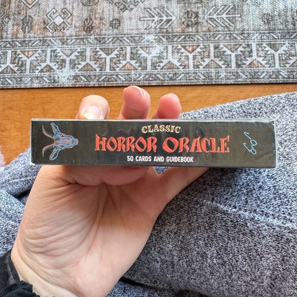 Classic Horror Oracle Card Deck - Picture 3 of 3